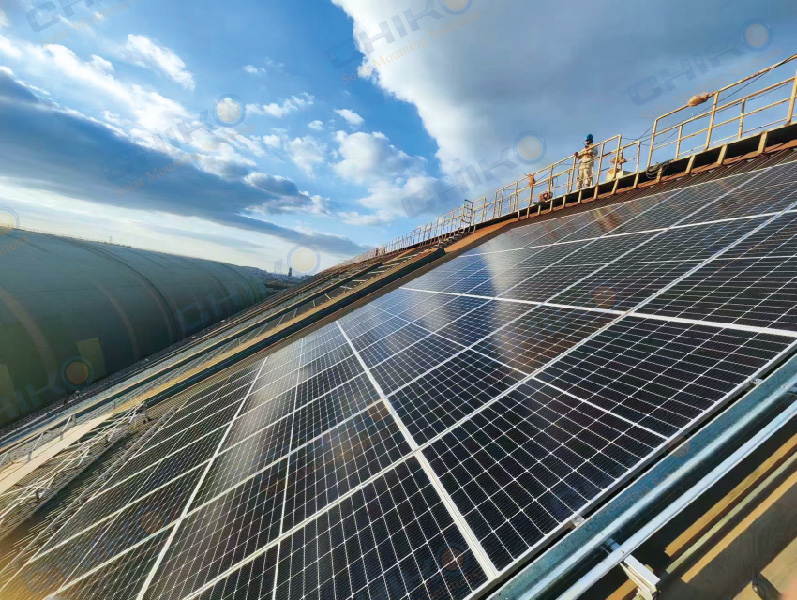 Seleção inteligente de locais” abre um novo escritório: como alcançar o desenvolvimento sustentável da indústria de suportes solares?