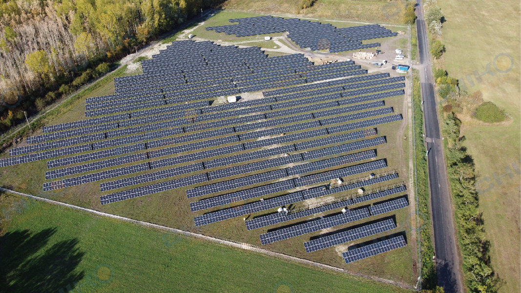 Brilhando o Mundo: Energia verde para suportes solares terrestres
